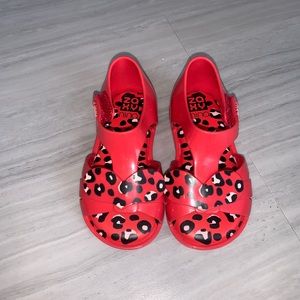 Zaxy girls sandals size 6
